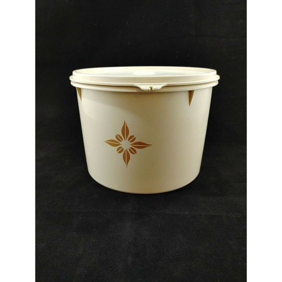 Vintage TUPPERWARE‎ ALMOND STARBURST CANISTER With Lid 265-15 Storage - Picture 1 of 9